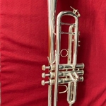 180S37U Used Stradivarius 37 Bb Trumpet Outfit (silver) . Bach